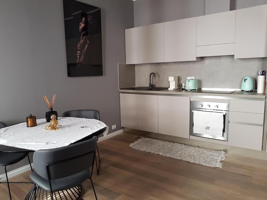 Still Und Stilvoll Im Stadtzentrum Apartman Trieszt Kültér fotó