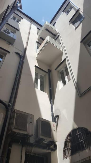 Still Und Stilvoll Im Stadtzentrum Apartman Trieszt Kültér fotó