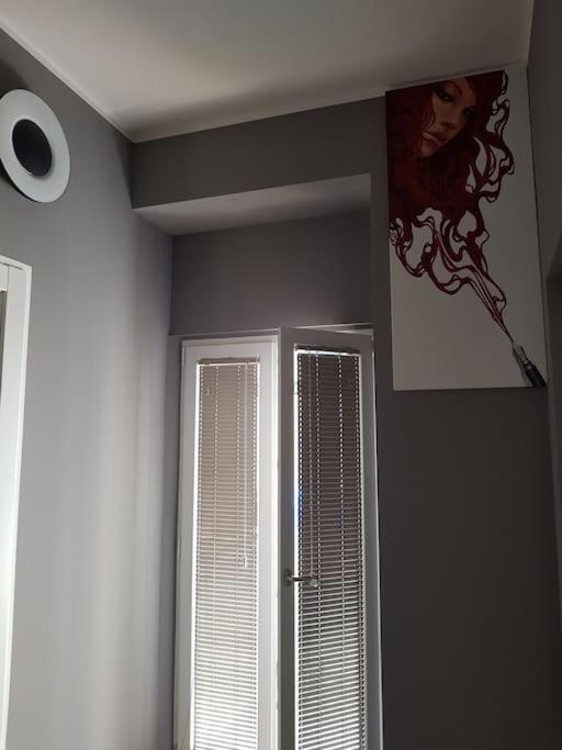 Still Und Stilvoll Im Stadtzentrum Apartman Trieszt Kültér fotó